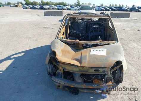 2017 Fiat 500C Pop z USA, uszkodzony, nr VIN 3C3CFFLR5HT569678